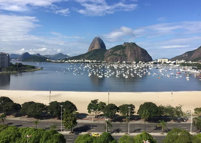 A lazer ou a trabalho fique em Botafogo em frente à Praia e ao Pao de Acúcar Rio de Janeiro